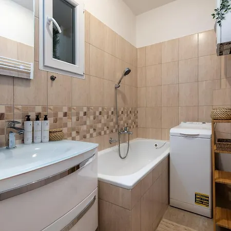 Stunning Apartment, 6 Mins From National Muzeum Apartmán
